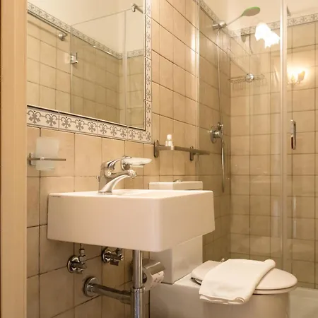 Alojamento de Acomodação e Pequeno-almoço Francalanza Catânia