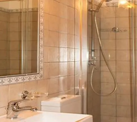 Francalanza Alojamento de Acomodação e Pequeno-almoço Catânia